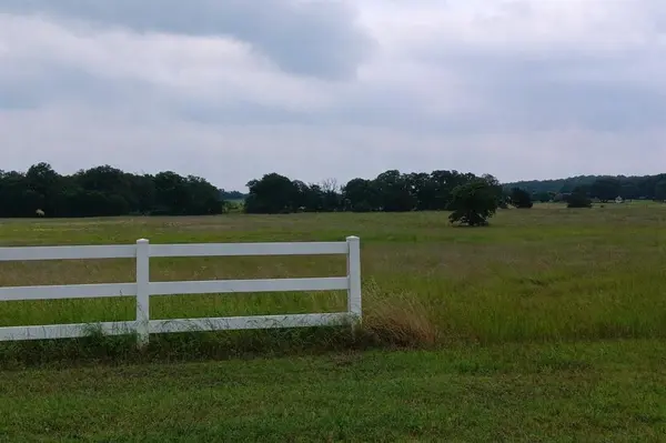 000 County Road 1258, Whitesboro, TX 76273