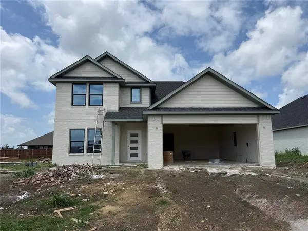 205 Comfort Drive, Godley, TX 76044