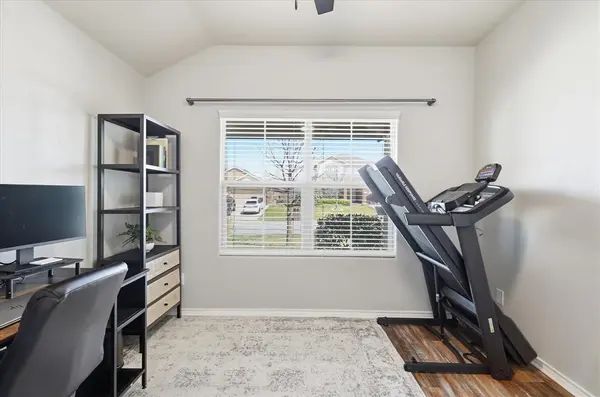 406 Calder Lane, Ponder, TX 76259