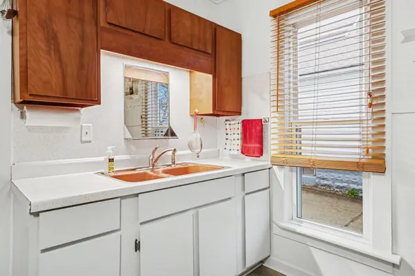 1212 Garfield AVE NW, City Of Grand Rapids, MI 49504