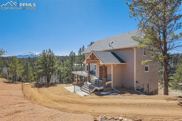 216 Ridge RD, Divide, CO 80814