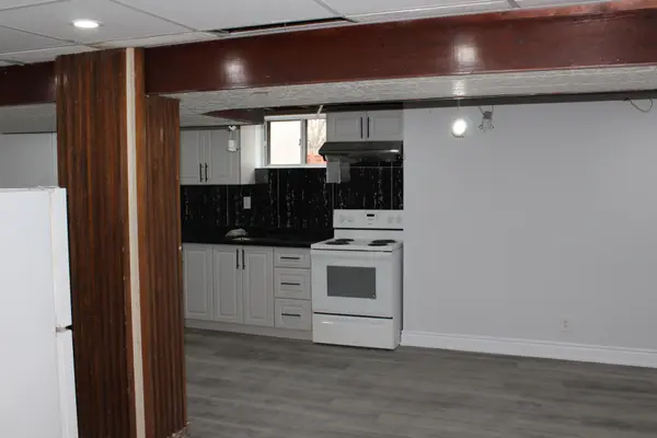 6 Gilroy DR #Bsmt, Toronto E04, ON M1P 1Z9