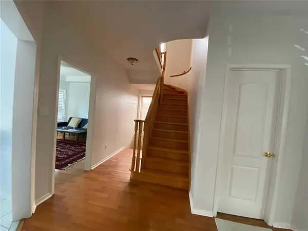 6 Nantucket  Level 1&2 DR, Richmond Hill, ON L4E 3V1