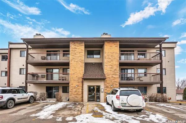 385 Kingsmere BOULEVARD #304, Saskatoon, SK S7J 4J6