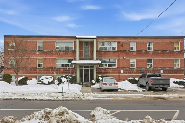 223 MacNab ST S #11, Hamilton, ON L8P 3C9