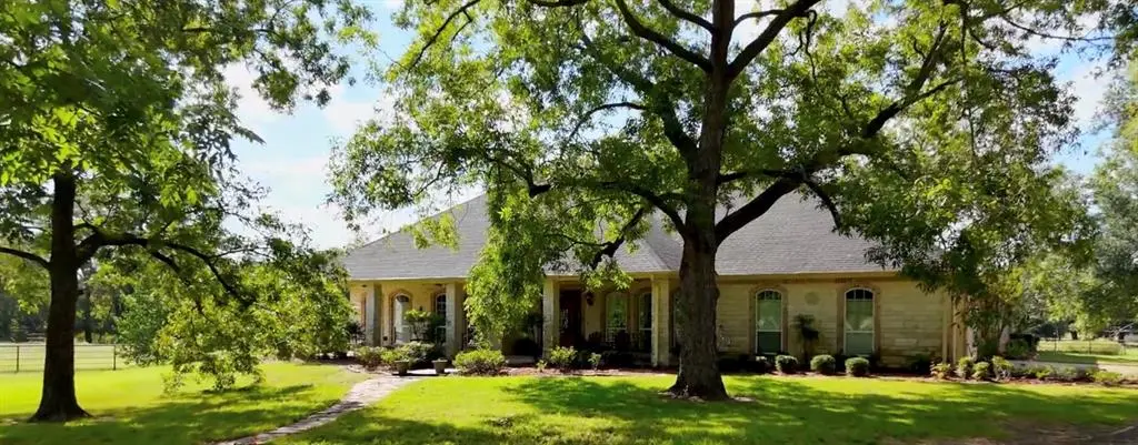 3327 Fm 2324, Emory, TX 75440