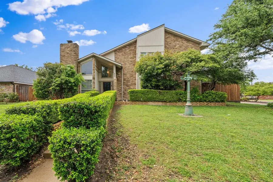 900 Mount Vernon Drive, Richardson, TX 75081