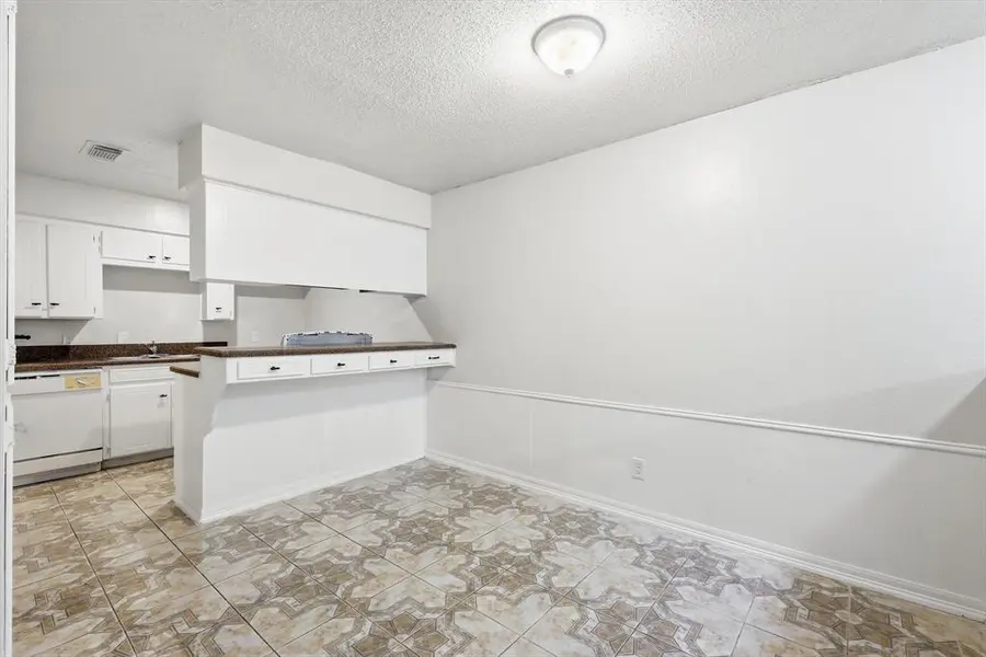 756 E Pecan Street, Hurst, TX 76053