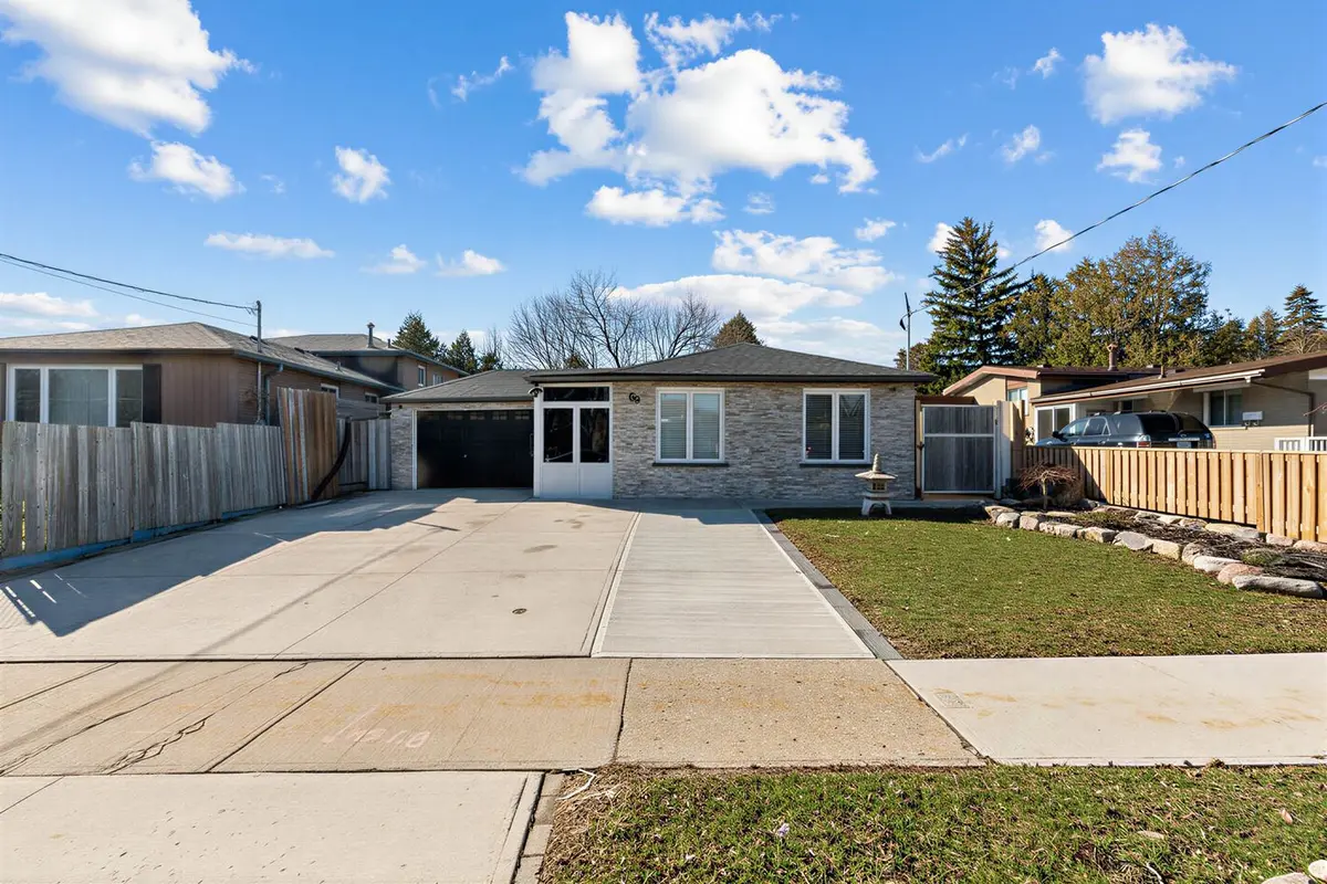69 Fletcherdon CRES, Toronto W05, ON M3N 1S2