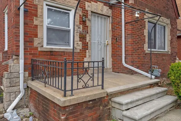 11437 Kenmoor ST, Detroit, MI 48205