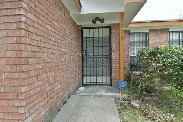 4019 Scarsdale Lane, Dallas, TX 75227