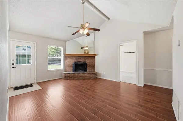 313 Oakwood Circle, Shady Shores, TX 76208