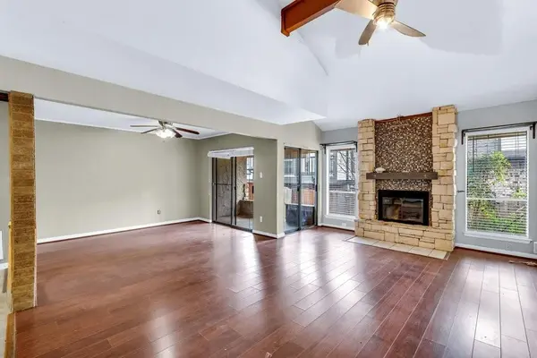 26 Oakbrook Drive, Lewisville, TX 75057