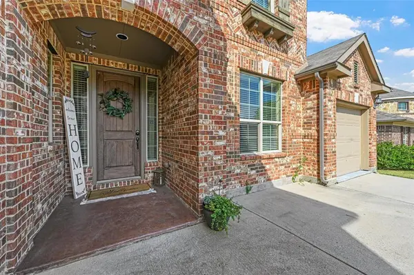 6409 Tuckers Place, Rowlett, TX 75089