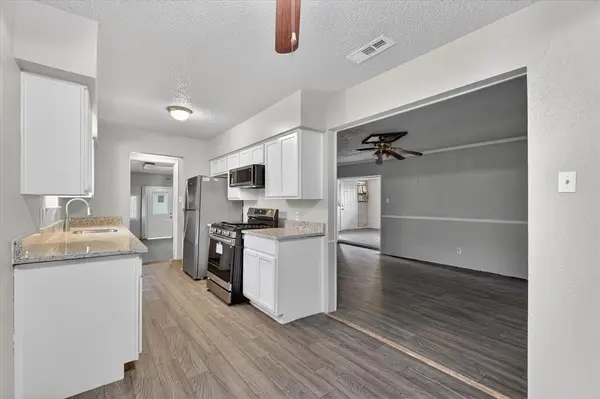 10517 Castlerock Drive, Dallas, TX 75217