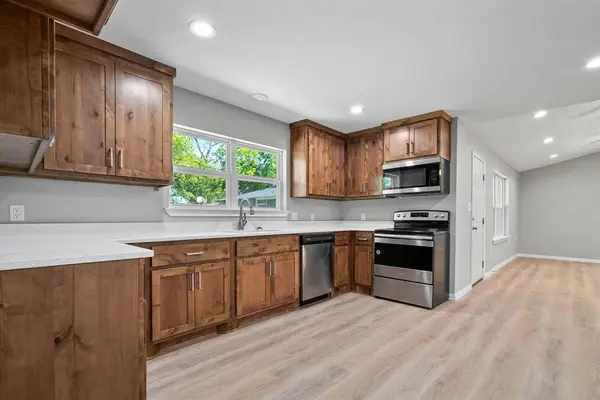 815 Lydia, Stephenville, TX 76401