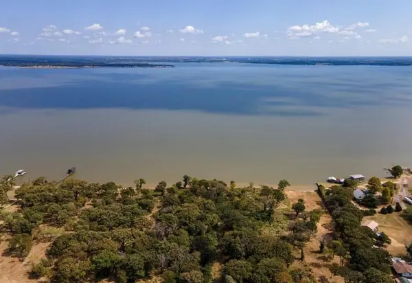 8967 Southern Shore Court, Kemp, TX 75143