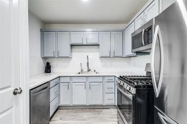 2427 Tolosa Drive, Dallas, TX 75228