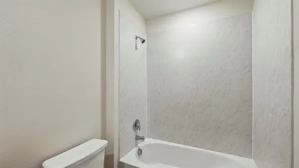 3005 Hidden Valley Drive, Lindale, TX 75771