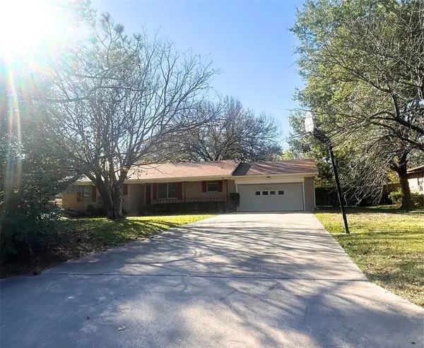 2609 Washington Street, Commerce, TX 75428