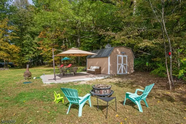 25 Lake Pochung Rd, Vernon Twp., NJ 07461