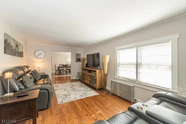 25 Lake Pochung Rd, Vernon Twp., NJ 07461