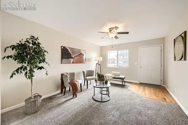 7431 Willowind DR, Colorado Springs, CO 80922