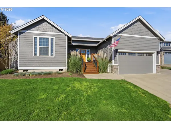 523 N 8TH PL, Carlton, OR 97111