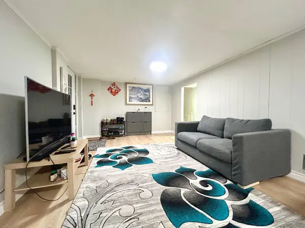 27 Hayward CRES #Basement, Toronto E07, ON M1S 2T7