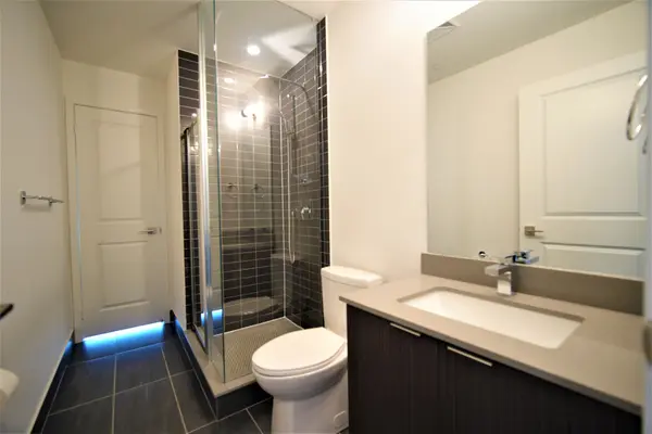 2908 Highway 7 RD #2607, Vaughan, ON L4K 1V5