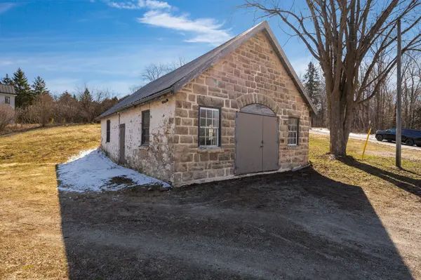 8997 County Road 9 N/A, Clearview, ON L0M 1G0