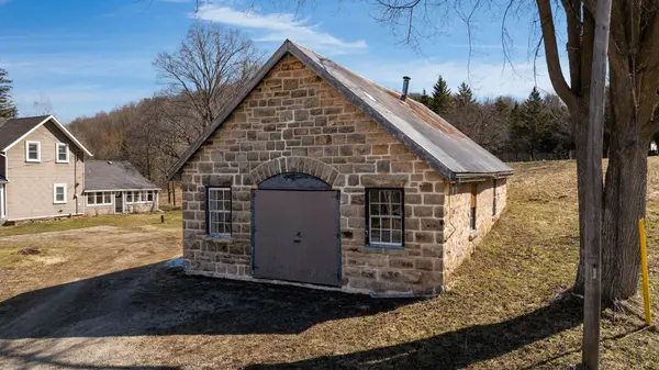 8997 County Road 9 N/A, Clearview, ON L0M 1G0