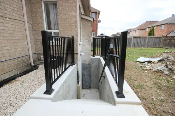 152 The Queensway N/A #BSMT, Barrie, ON L4M 0B5