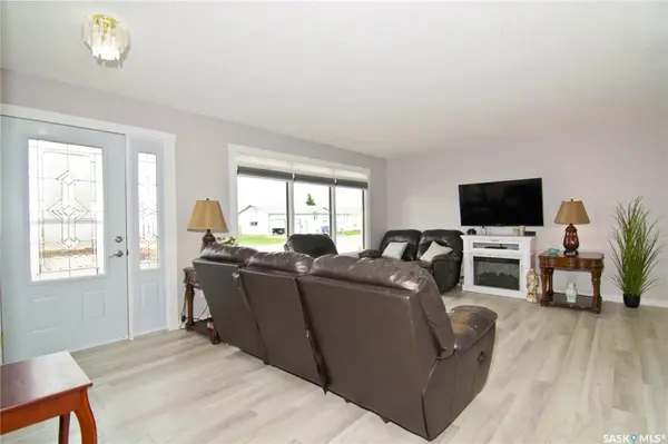 403 2nd AVENUE W, Montmartre, SK S0G 3M0