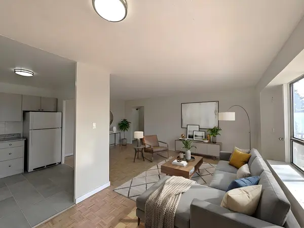 1901 Martin Grove RD #315, Toronto W10, ON M9V 3T1