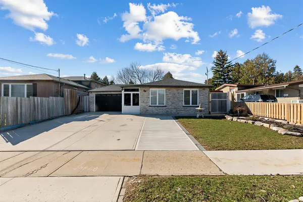 69 Fletcherdon CRES, Toronto W05, ON M3N 1S2