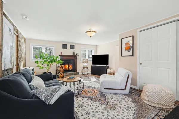 191 Macmillan LN, Constance Bay - Dunrobin - Kilmaurs - Woodlawn, ON K0A 3M0