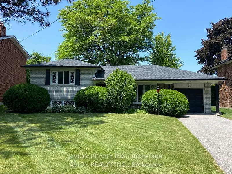 24 Drakefield RD, Markham, ON L3P 1G5