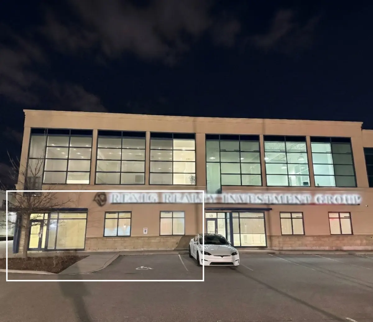 2380 Bristol CIR #12, Oakville, ON L6H 6M5