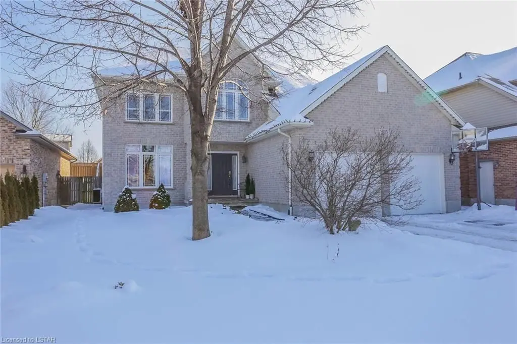 2029 Mccracken CT, London North, ON N6G 5J2