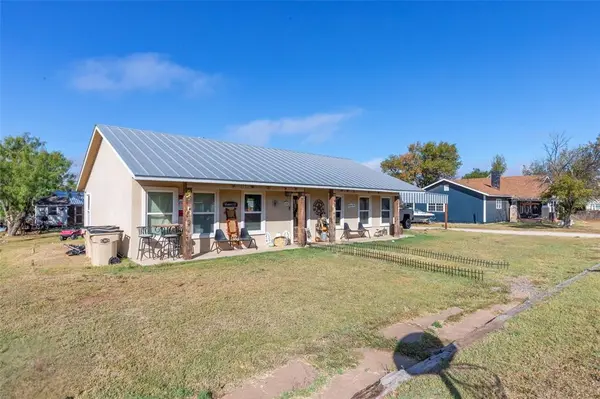 1502 Avenue N N, Anson, TX 79501