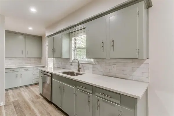 5631 Dent Road, North Richland Hills, TX 76117