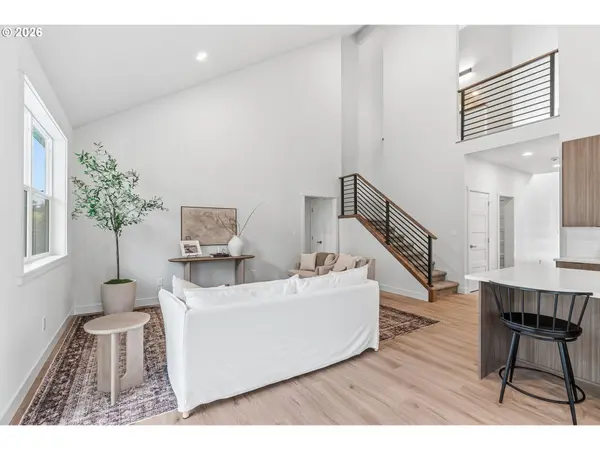 117 RED HAWK DR, Castle Rock, WA 98611