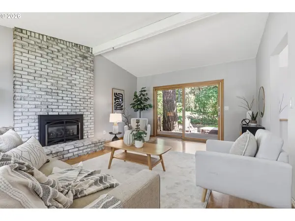 9260 SW 69TH AVE, Portland, OR 97223