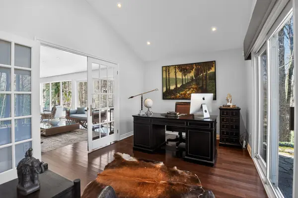 14038 Bayview AVE, Aurora, ON L4G 3G8