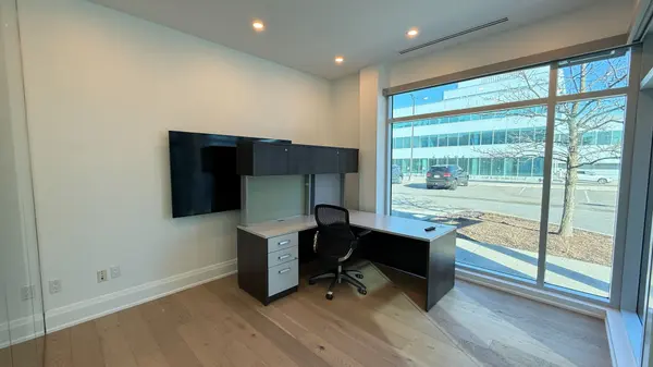 2380 Bristol CIR #12, Oakville, ON L6H 6M5