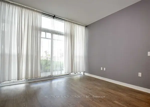 4699 Glen Erin DR #102, Mississauga, ON L5M 2E5