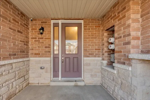 82 Blackberry Valley CRES, Caledon, ON L7C 3Z8