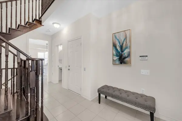 82 Blackberry Valley CRES, Caledon, ON L7C 3Z8