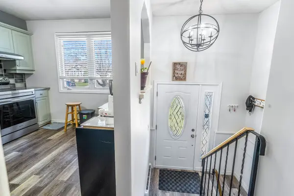 9 Hampton ST, Brantford, ON N3S 7J2